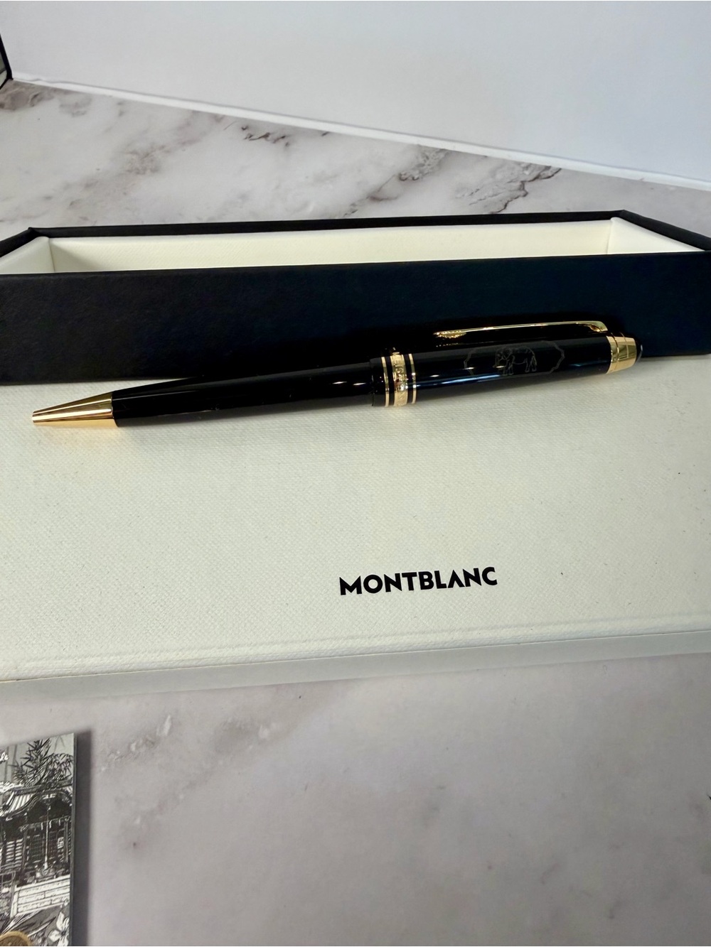 Montblanc Black and Gold Meisterstück Ballpoint Pen - Picture 3 of 6